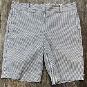 ANN TAYLOR Factory Blue White Pin-Striped Bermuda Shorts Size 4